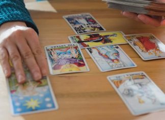 Ce trebuie sa stii inainte de prima ta citire in cartile de tarot