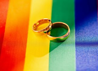 Instanta suprema din India urmeaza sa se pronunte cu privire la casatoriile intre persoane de acelasi sex