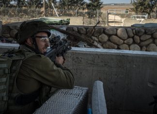 Peste 500.000 de oameni fug din sud in Gaza
