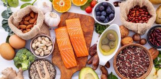 Dieta bogata in proteine: ce este, cum functioneaza, ce sa mananci, beneficii si contraindicatii