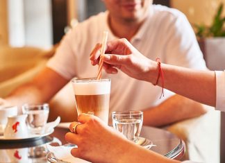 7 obiceiuri de dimineata sanatoasa pentru cupluri